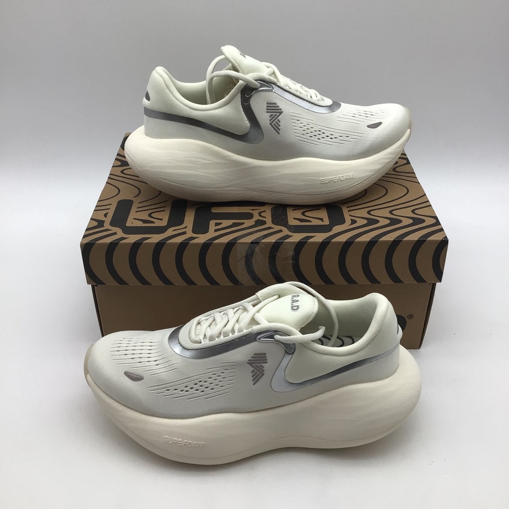 R.A.D UFO Marshmallow White Super Trainer Running Shoes Mens Size 5 NEW